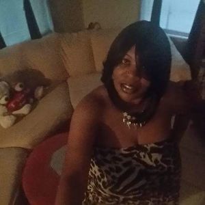 Meet your Posher, Leatha